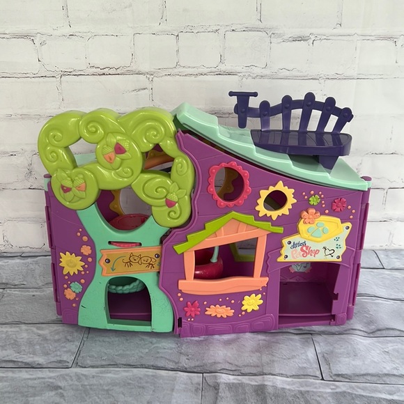 Hasbro Toys 207 Hasbro Littlest Pet Shop Tree House Play Set Poshmark
